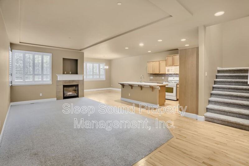 15870 Sw Peachtree Dr - Photo 5 of 30