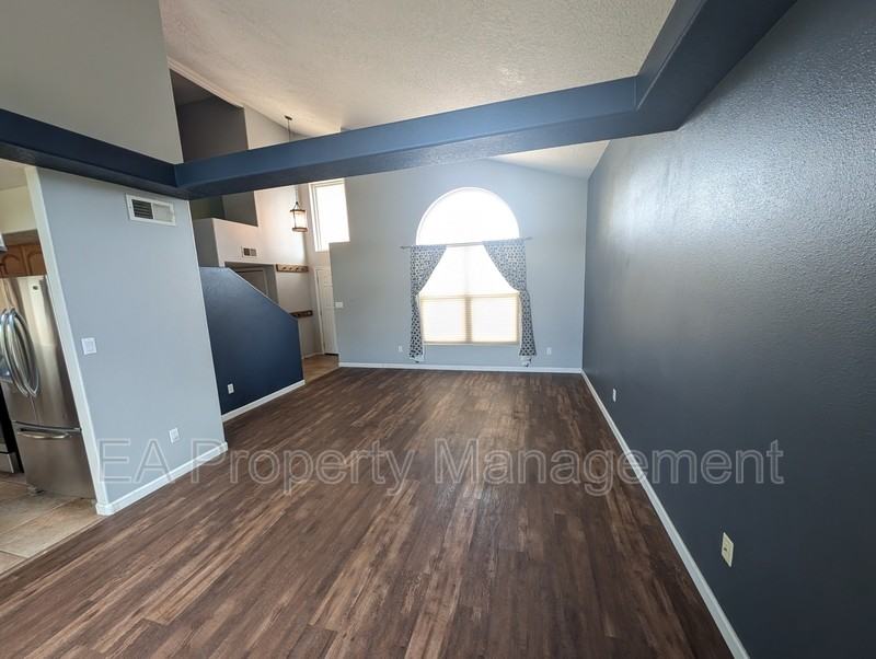 4800 Sherry Ann Rd Nw - Photo 6 of 39