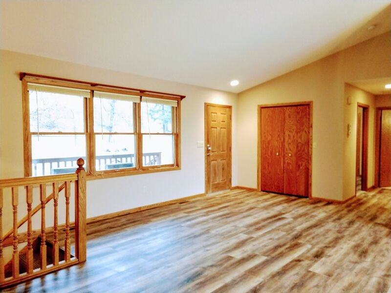 5065 Main Ave Ne - Photo 7 of 24