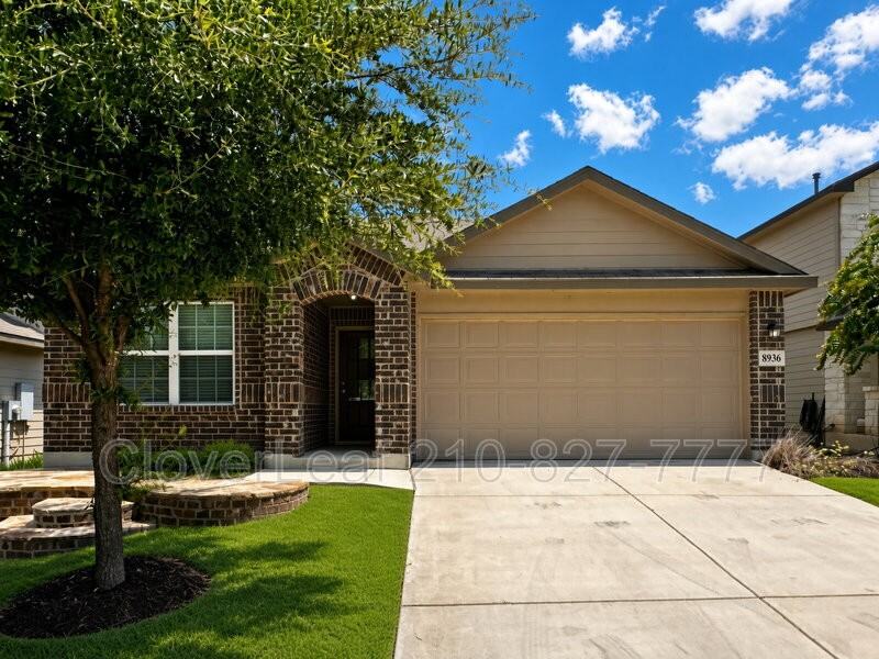 8936 Taylor Grv - Photo 3 of 47