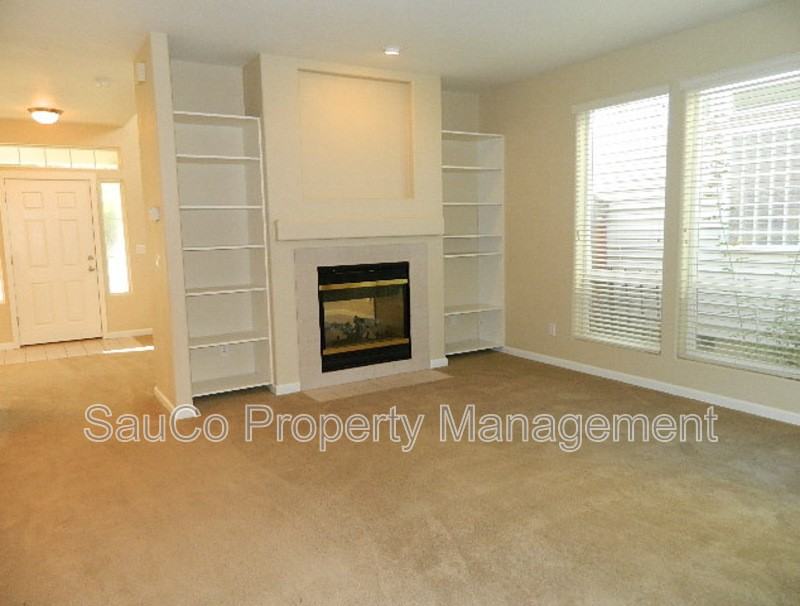5605 Ne Caddis Dr - Photo 6 of 21