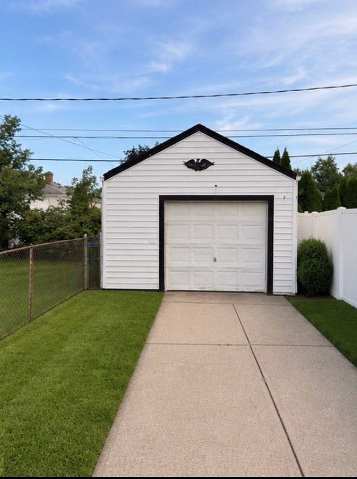 5503 Allanwood Dr - Photo 4 of 21