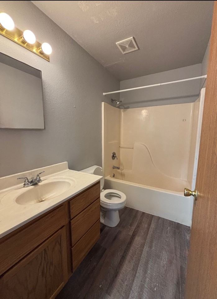 2 Bedroom Apartment - Photo 6 of 7