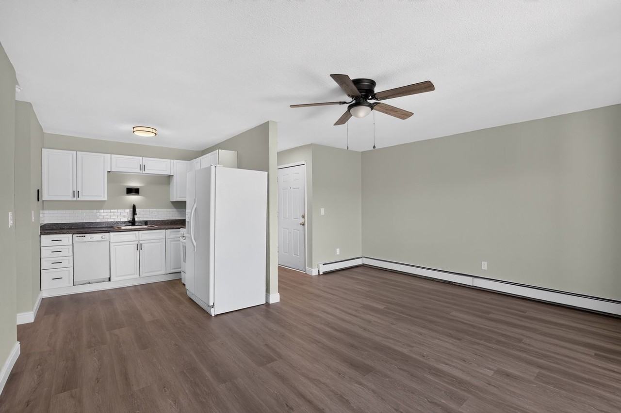 5030 Camino Ct - Photo 5 of 25