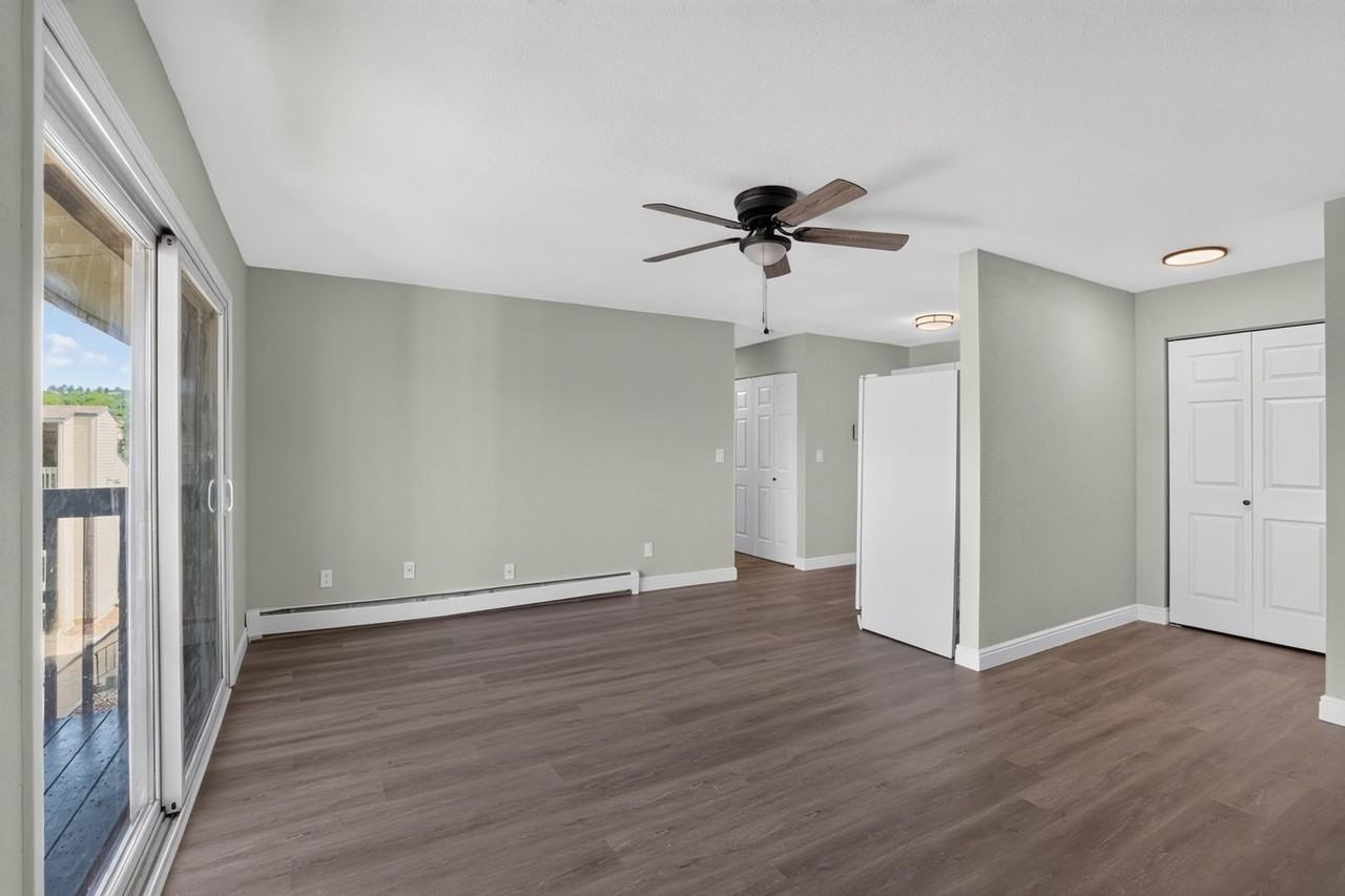 5030 Camino Ct - Photo 6 of 25