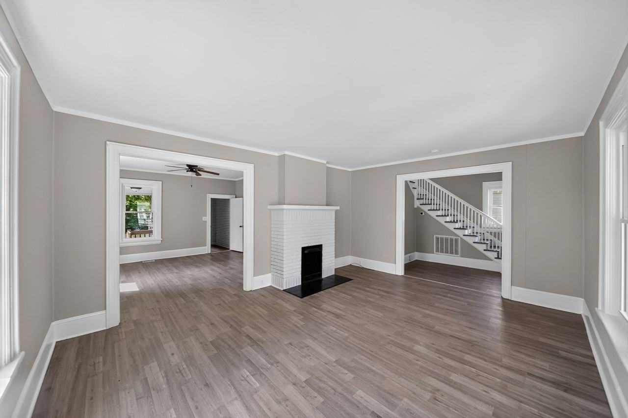 511 Hammond St - Photo 4 of 36
