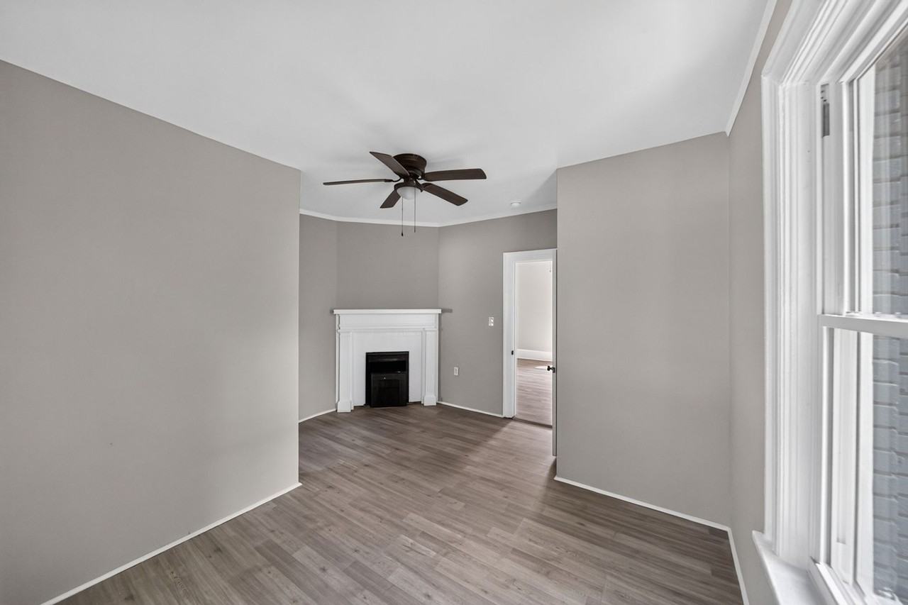 511 Hammond St - Photo 3 of 36