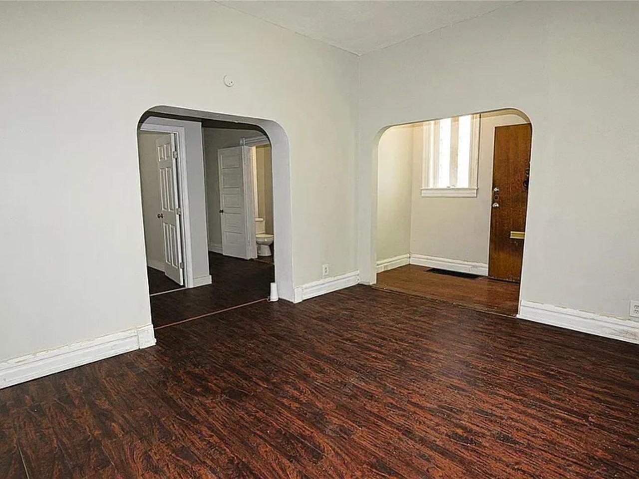 5501 Putnam St - Photo 2 of 18