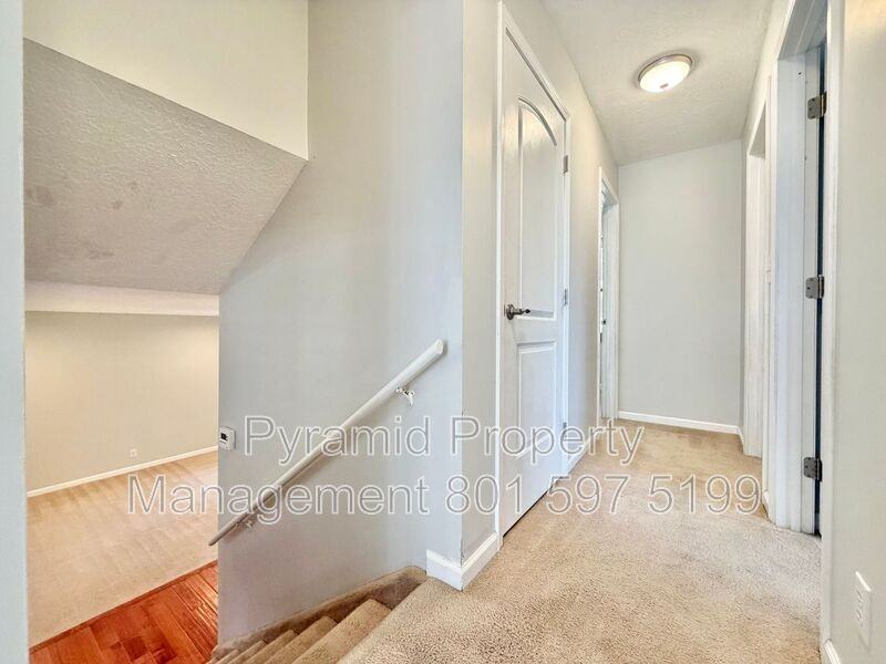 3230 Ne - Photo 6 of 25