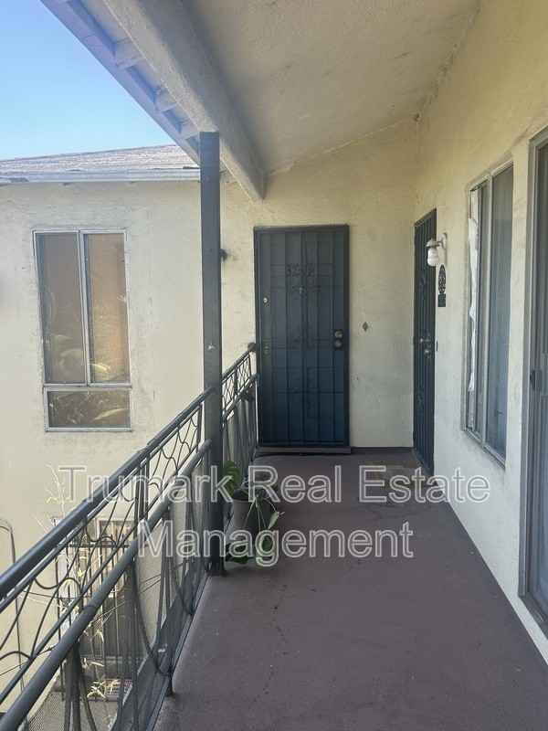 3731 Los Feliz Blvd #1-4 - Photo 3 of 11