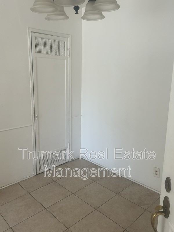 3731 Los Feliz Blvd #1-4 - Photo 7 of 11
