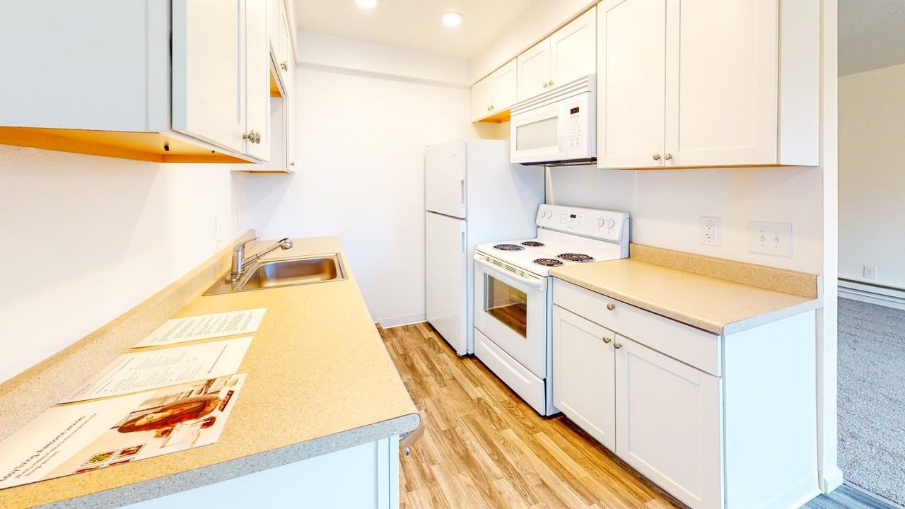 750 S 216Th St - Photo 3 of 47