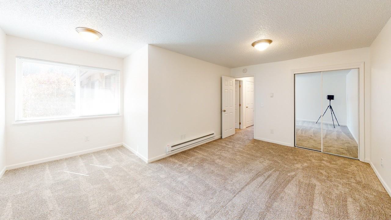 750 S 216Th St - Photo 5 of 47