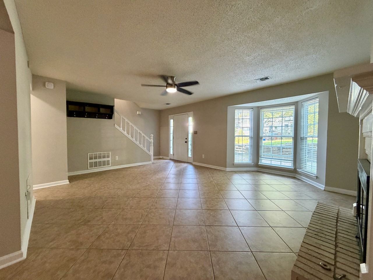5200 Afton Way Se - Photo 5 of 31