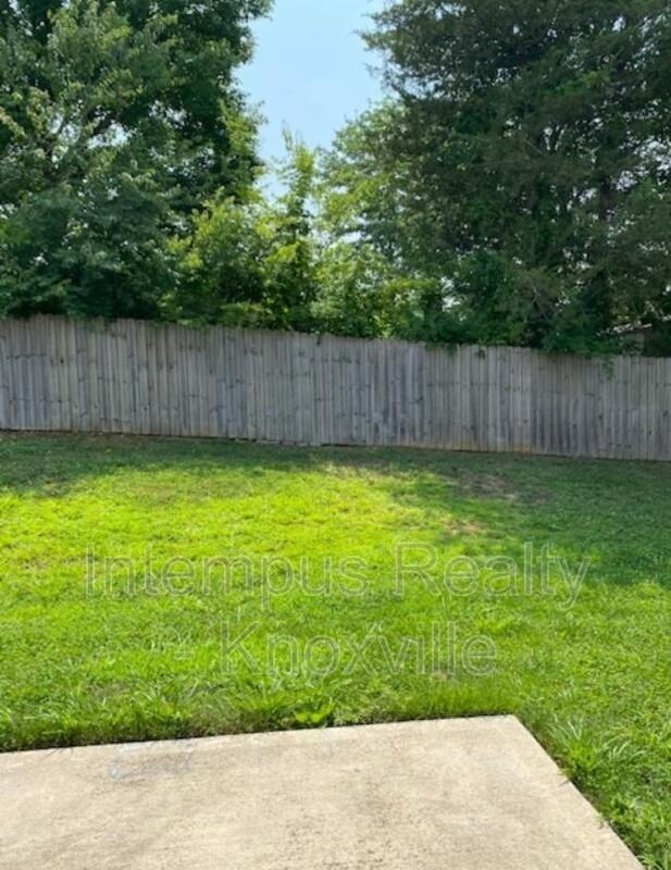 7385 Calla Crossing Ln - Photo 2 of 30