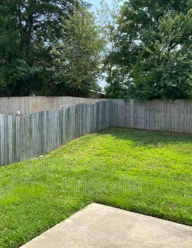 7385 Calla Crossing Ln - Photo 3 of 30