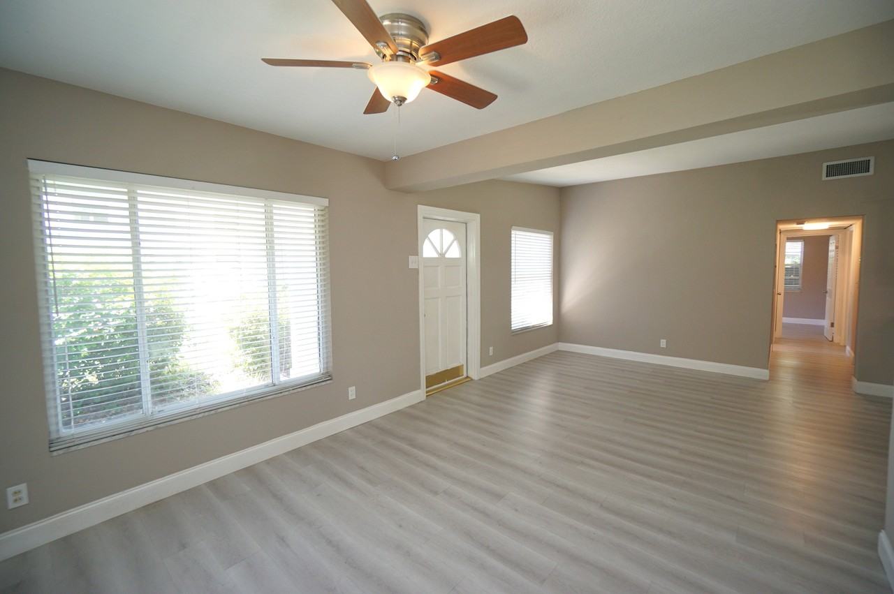 3519 W Price Ave - Photo 4 of 32