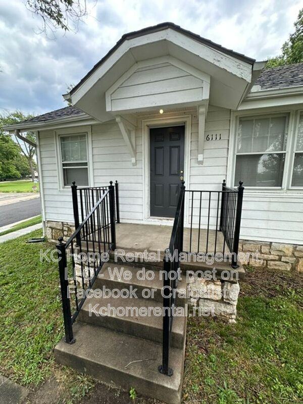 6111 Raytown Rd - Photo 3 of 16