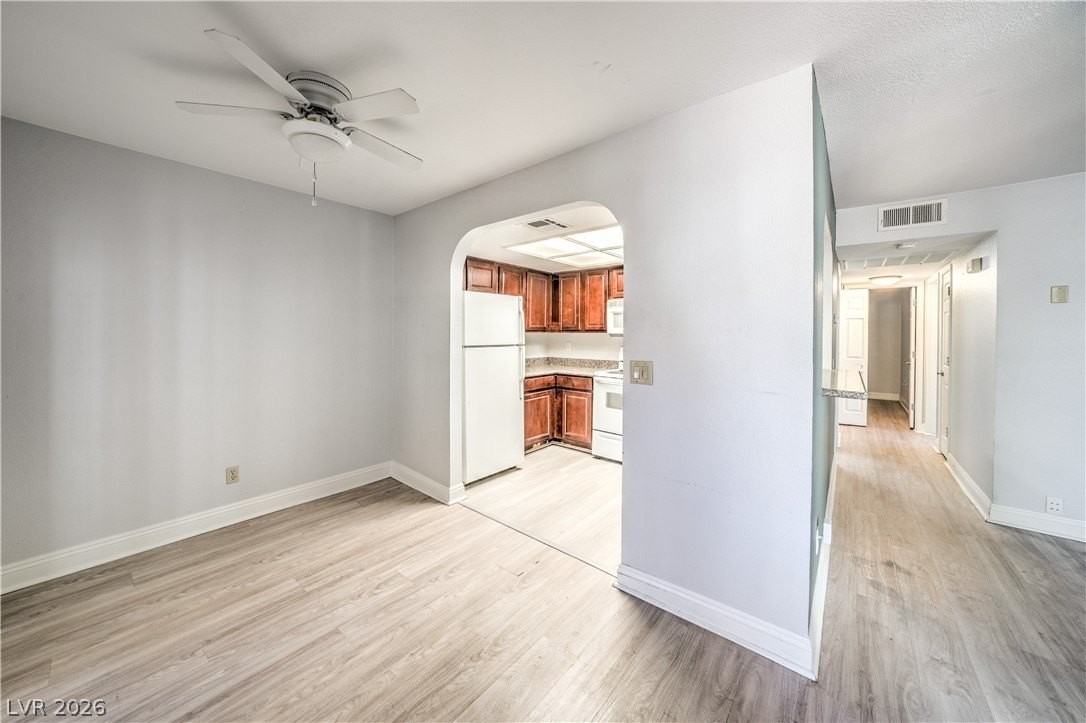 3411 Sunfish Dr #B - Photo 5 of 36