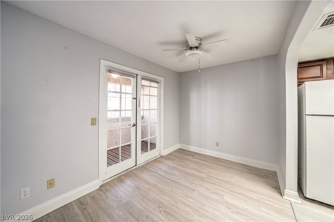 3411 Sunfish Dr #B - Photo 6 of 36