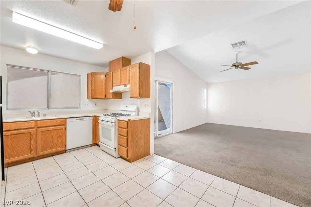 4656 Bumblebee Cir - Photo 6 of 18