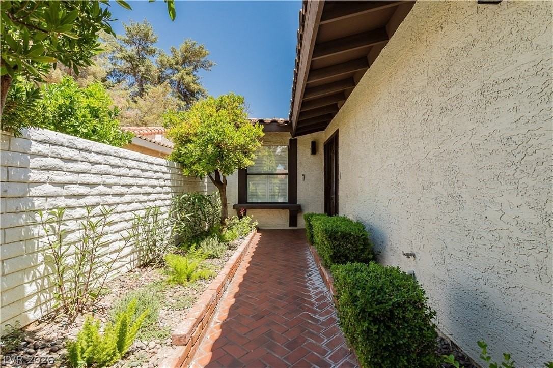 2117 Plaza Del Padre - Photo 4 of 50