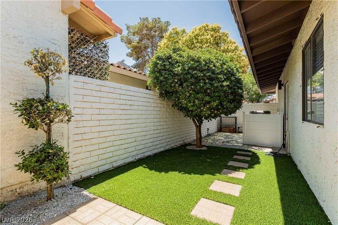 2117 Plaza Del Padre - Photo 7 of 50