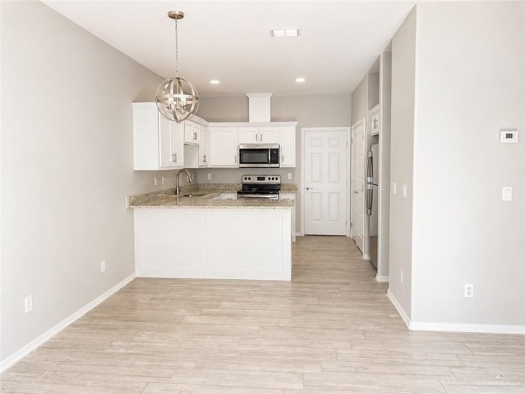 1804 Stauffer St #1 - Photo 3 of 4