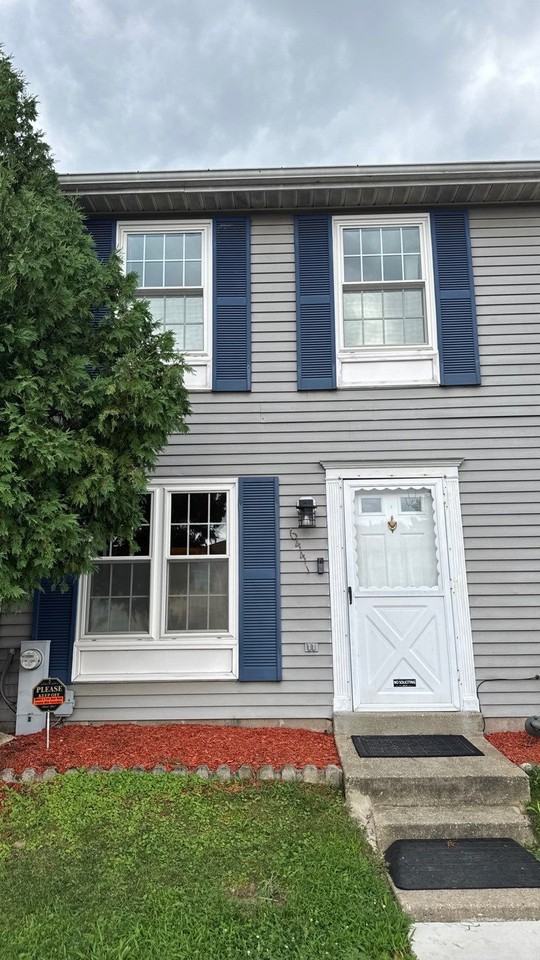 6441 Grafton Garth Ct - Photo 4 of 22