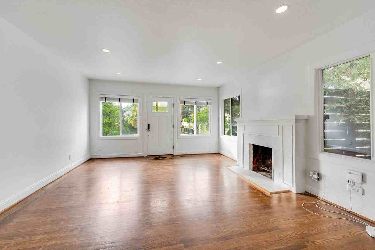 2930 Maxwell Ave - Photo 4 of 25