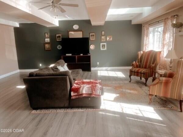 8464 Carver Rd - Photo 3 of 33