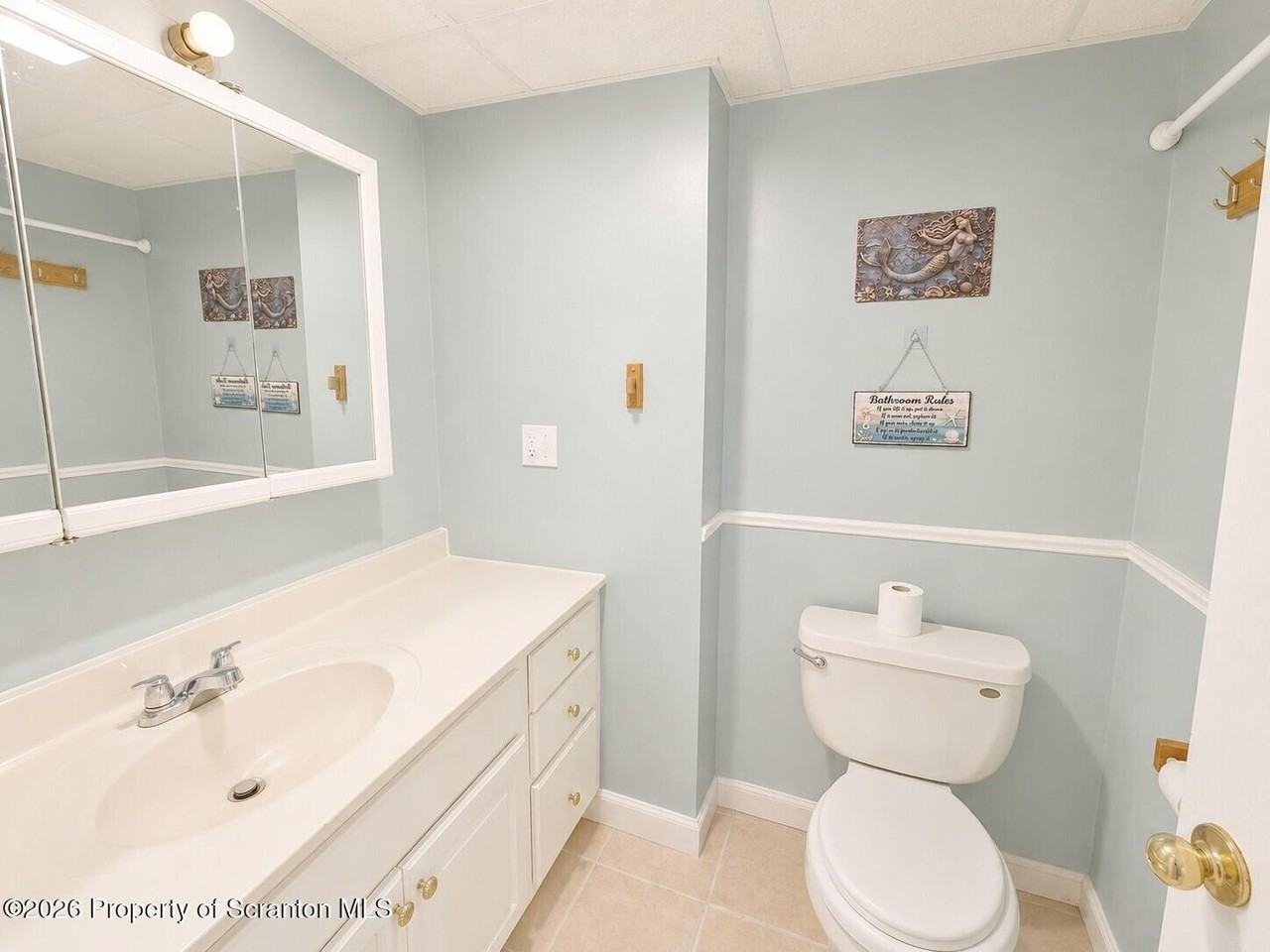 2125 Ash St #B - Photo 6 of 12