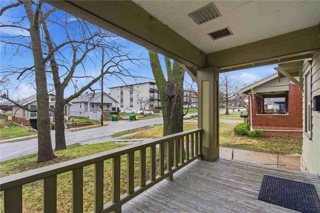4104 Adams St - Photo 4 of 29