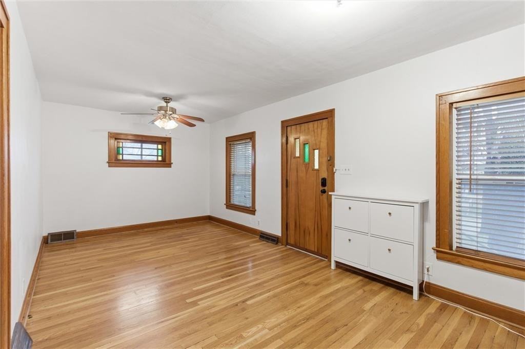 4104 Adams St - Photo 5 of 29