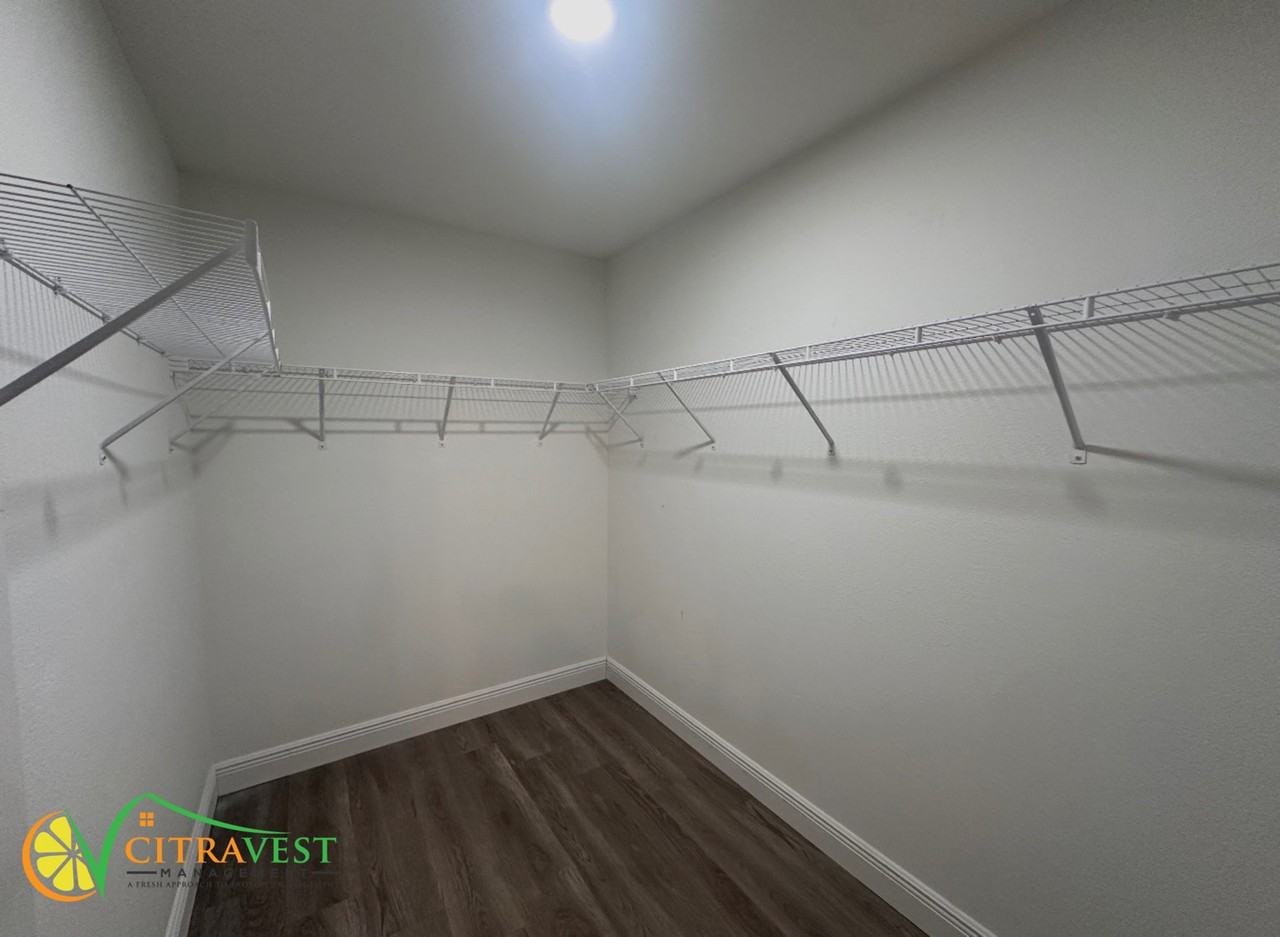 9078 N Arcadia Way - Photo 7 of 13