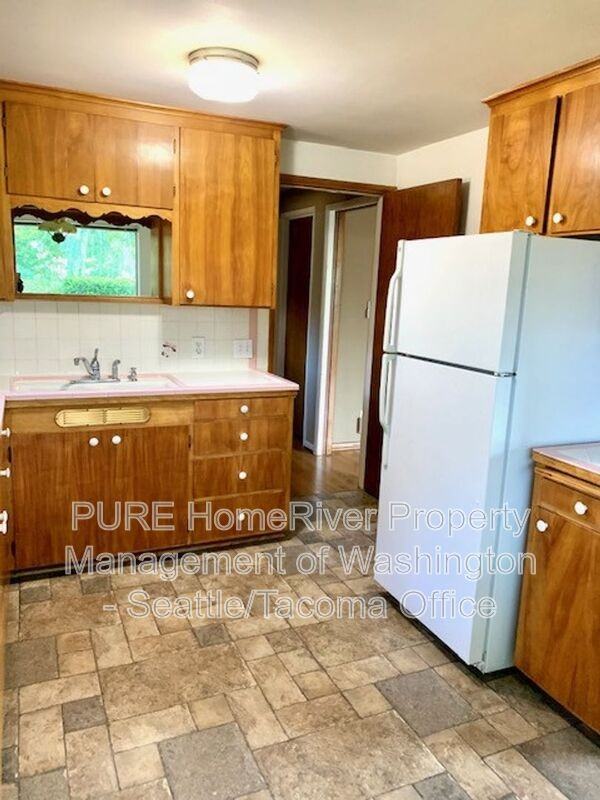 2253 E Roanoke St #A - Photo 6 of 20