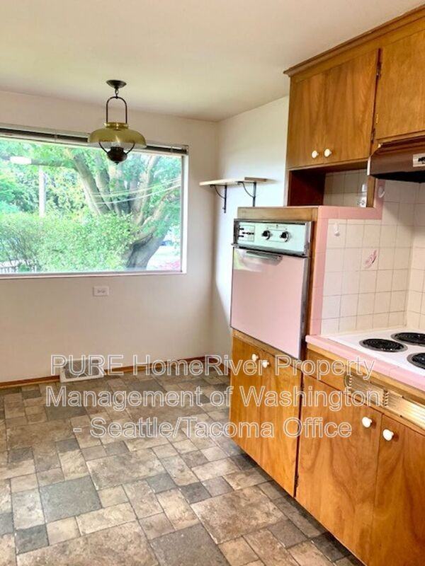 2253 E Roanoke St #A - Photo 7 of 20