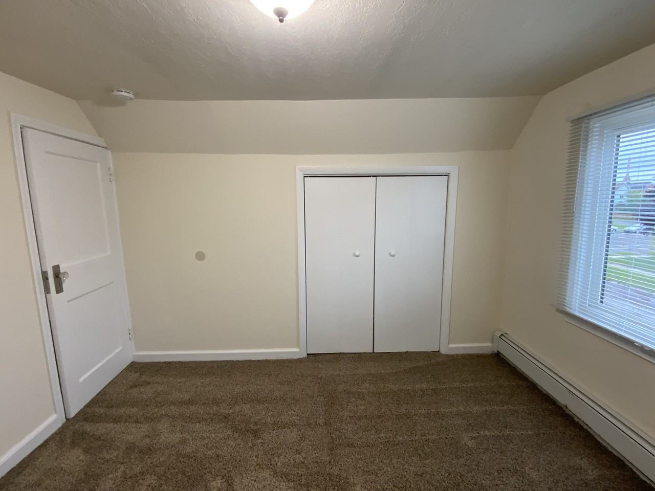 1318 Harrison St - Photo 7 of 17
