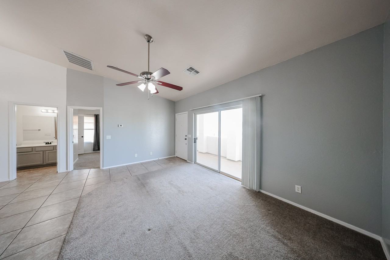 2950 W Louise Dr #208 - Photo 2 of 39