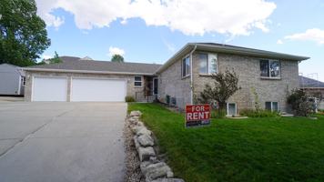 featured image of 413 Old Farm Ln