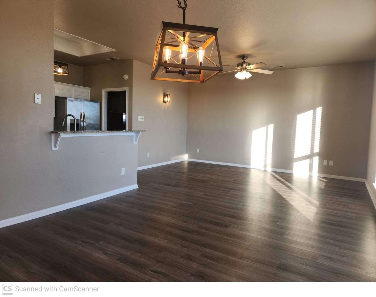 1205 Bowen Ave - Photo 4 of 11