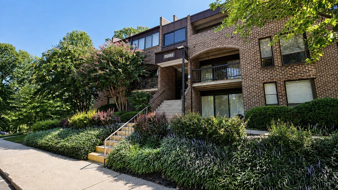 11252 Chestnut Grove Sq #348