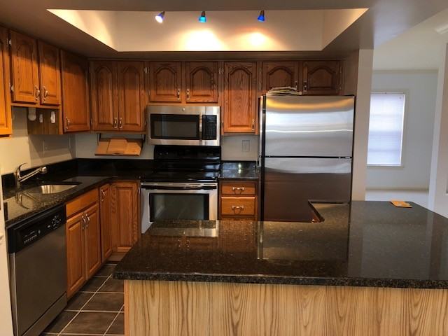 9602 Blake Ln - Photo 3 of 9