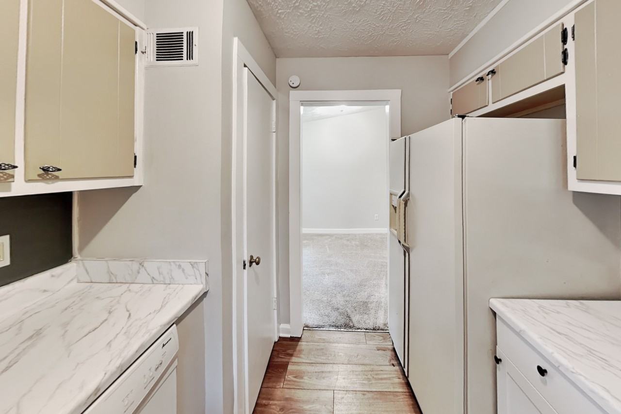 4579 N Woodlake Ln Se - Photo 6 of 19