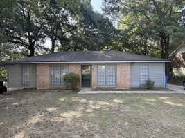 featured image of 4416 Randall Dr