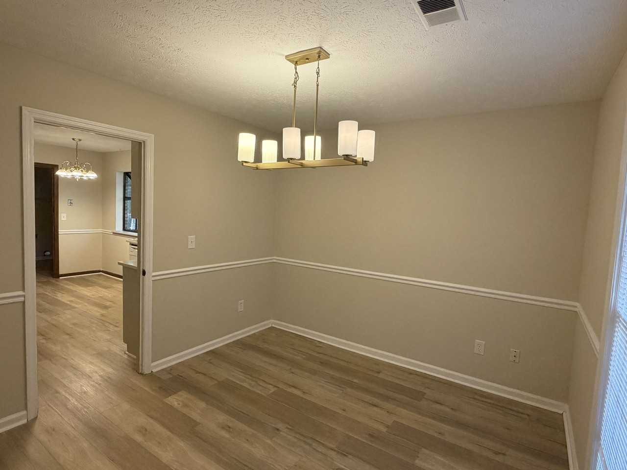 4416 Randall Dr - Photo 6 of 19