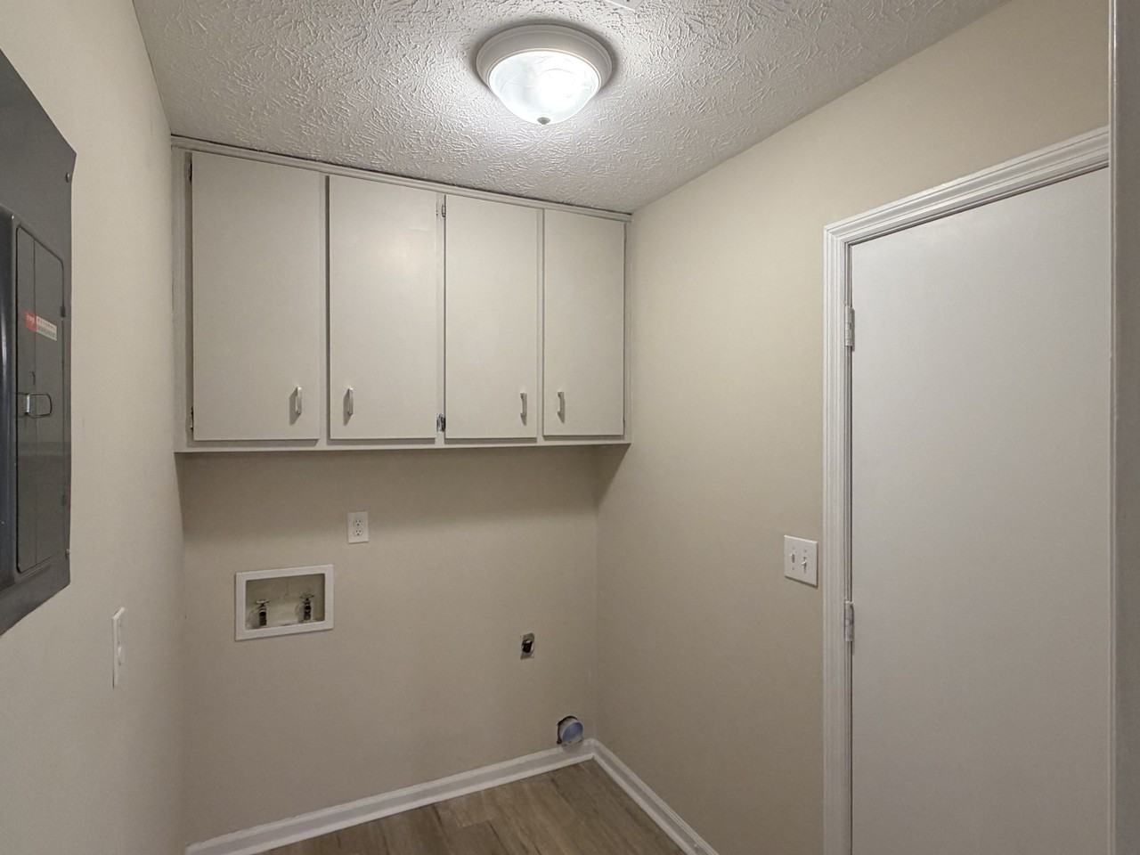4416 Randall Dr - Photo 7 of 19