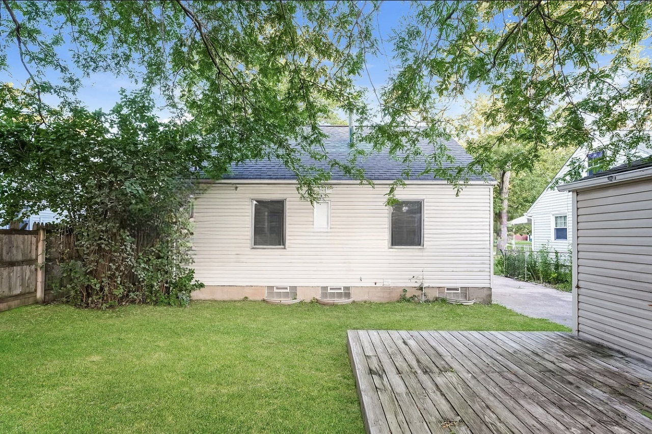 1309 Cedar Dr - Photo 7 of 7