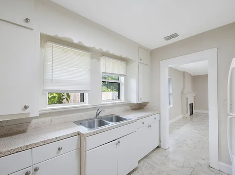 235 35th St S - Photo 7 of 36