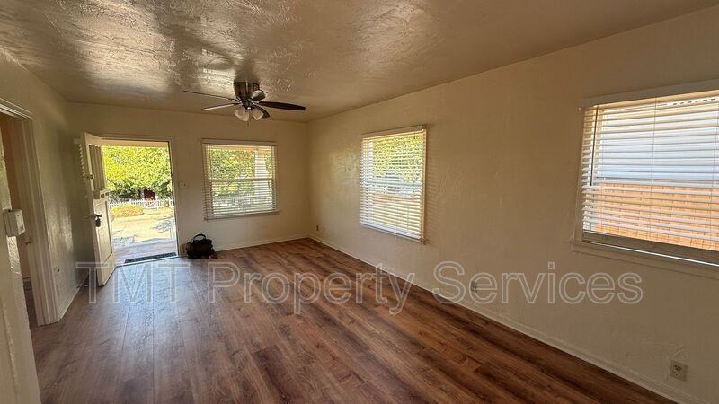 1541 Olive St - Photo 4 of 15